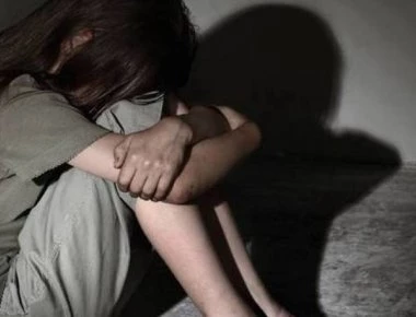 Αλεξανδρούπολη: Μητέρα καταγγέλλει ότι ο σύζυγός της βίαζε το 3χρονο παιδί τους